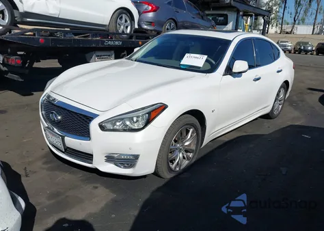 2015 Infiniti Q70 3.7 из США, поврежденный, VIN JN1BY1AP5FM541701